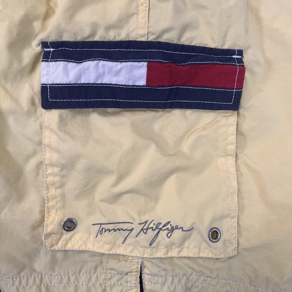 Tommy Hilfiger Swim Shorts Mens XL Mesh Lined Drawstring Pocket Beach Trunks - Picture 2 of 11